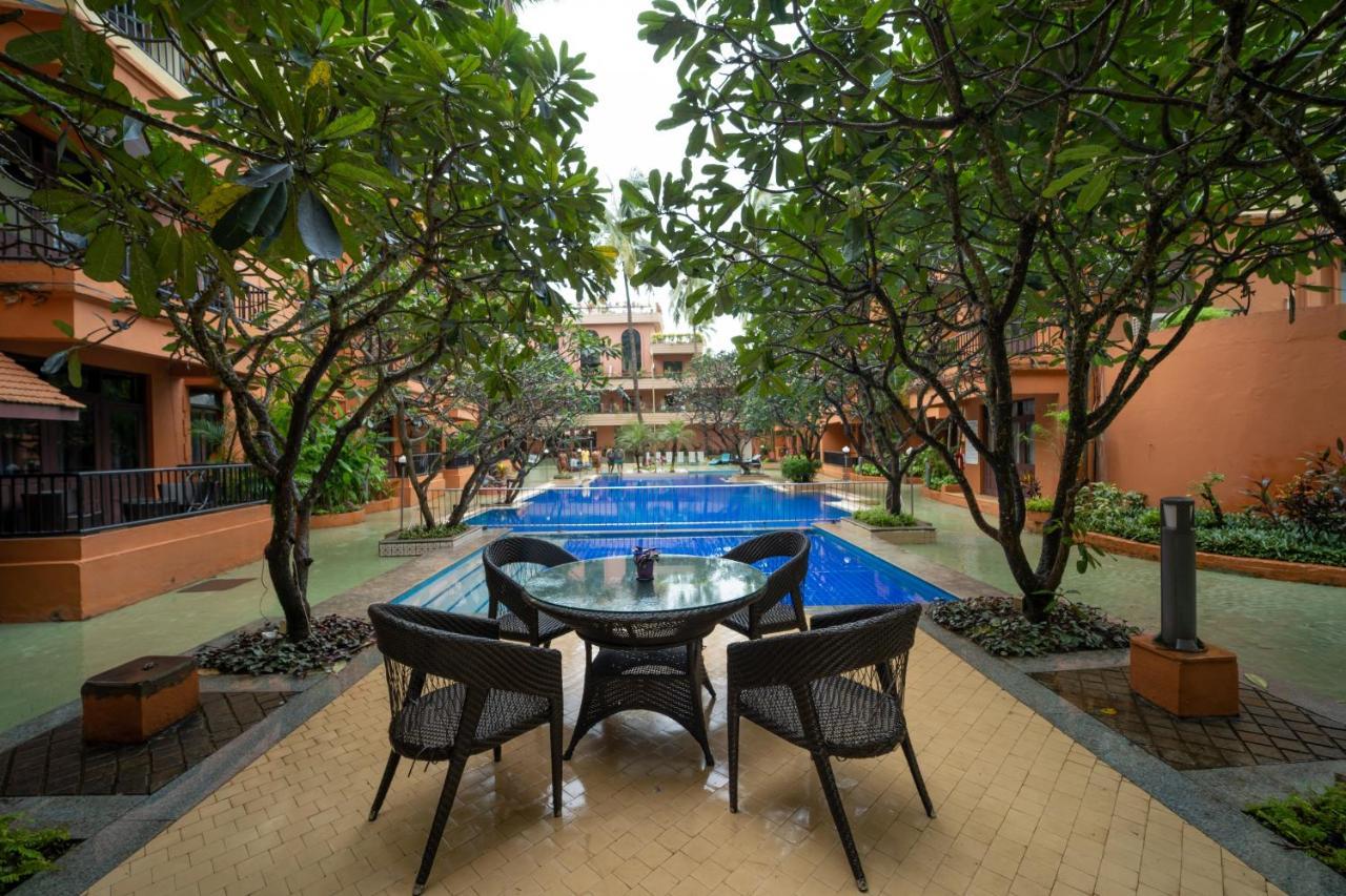 Neelams The Grand Hotel Calangute Bagian luar foto