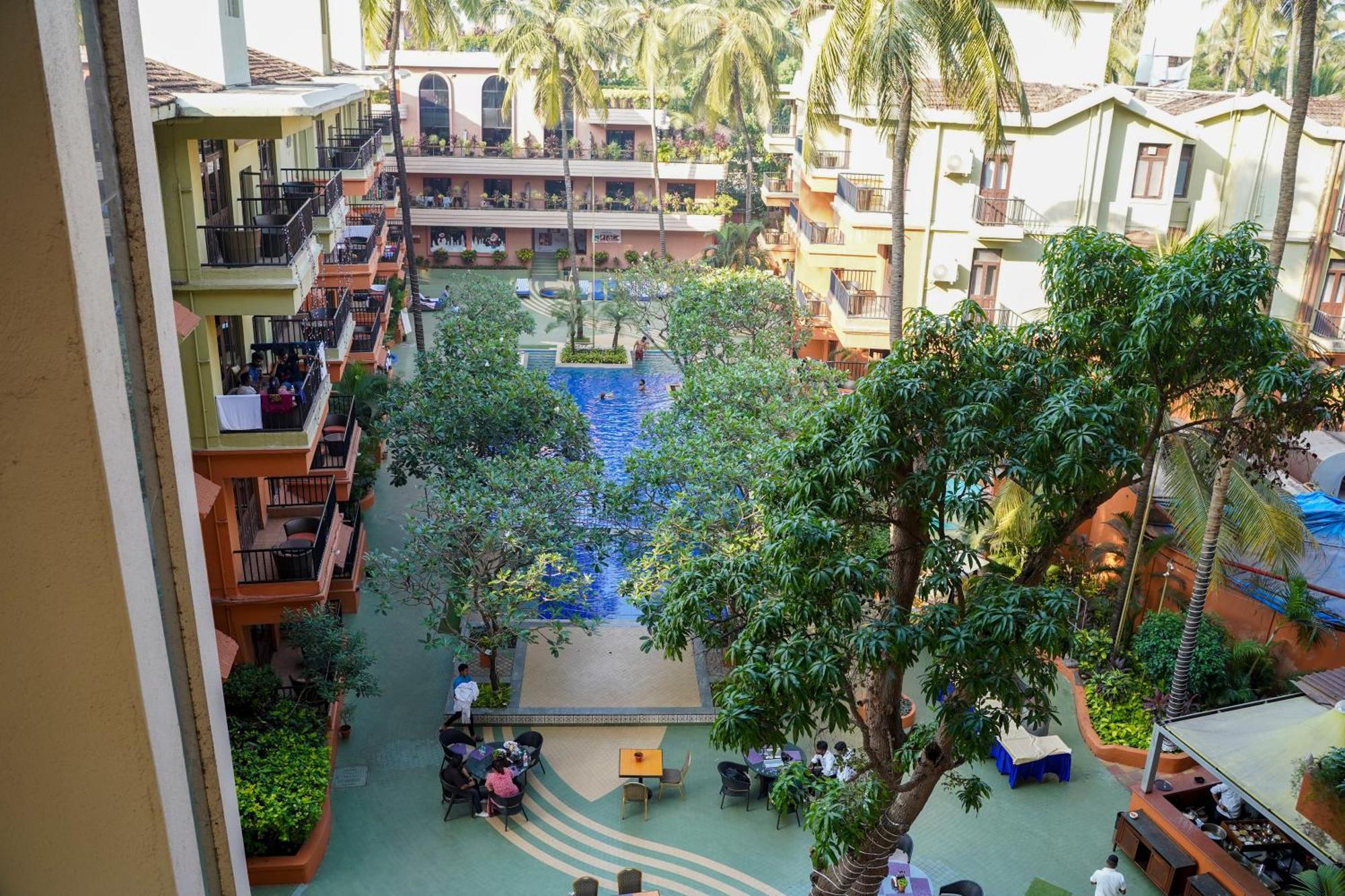 Neelams The Grand Hotel Calangute Bagian luar foto