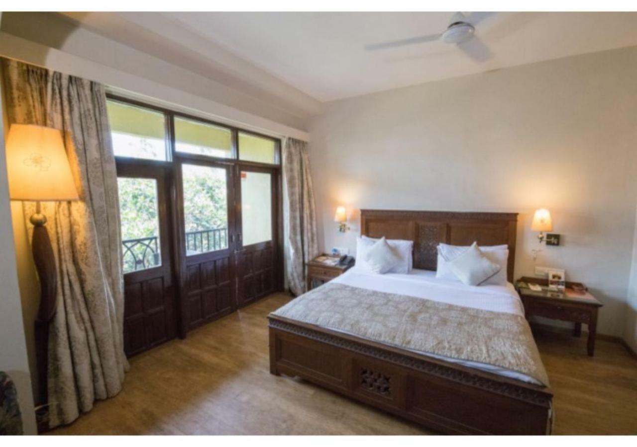 Neelams The Grand Hotel Calangute Bagian luar foto